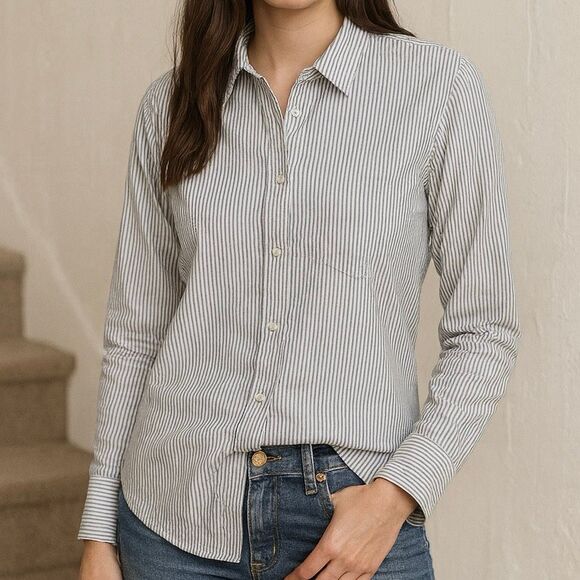 H&M Blue Striped Button-Down Shirt XS - Picture 4 of 5